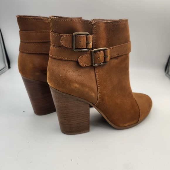 Lucky Brand Laureen Ankle Boot Brown Suede Bootie‎ Buckle Accents Women's 9.5 - Picture 3 of 4